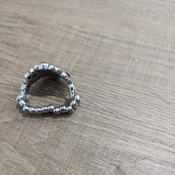 ring - Picture 2 of 2